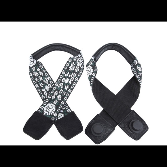 Versa Tote plus Wide Guitar Strap Set- pick color tote based on availability - Picture 4 of 16